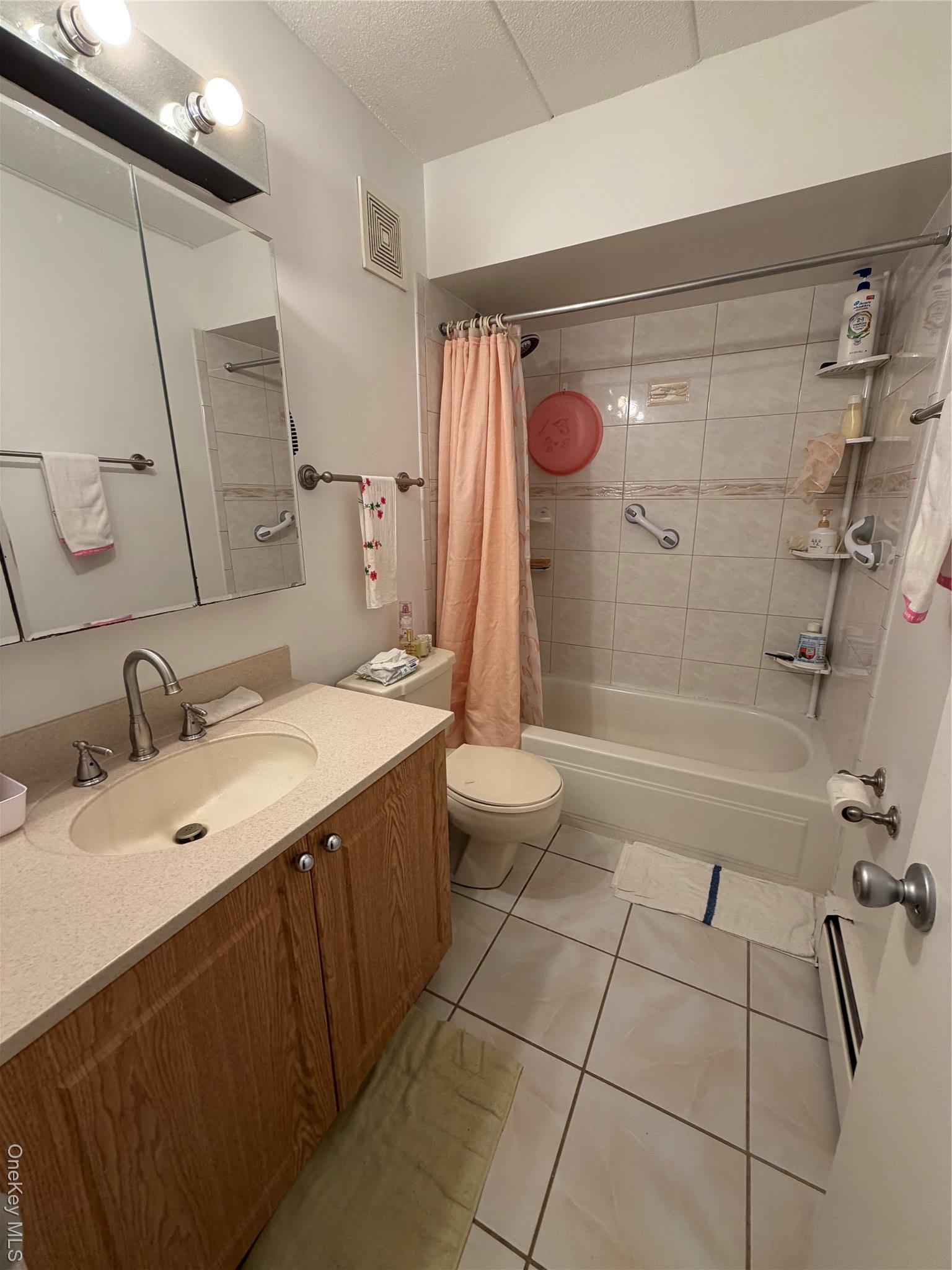 Condo 242nd Queens, NY 11362, MLS-979088-20