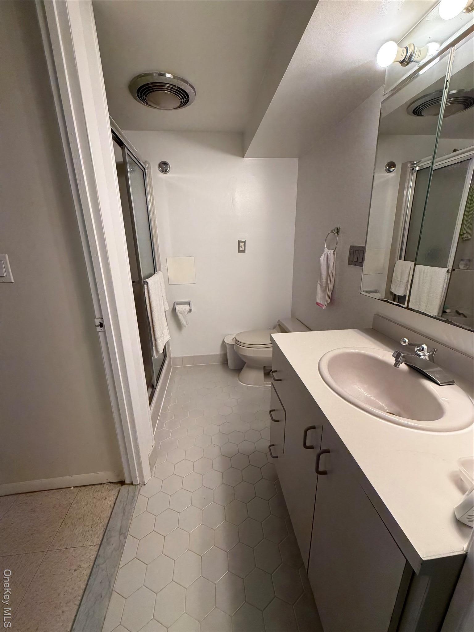 Condo 242nd Queens, NY 11362, MLS-979088-24