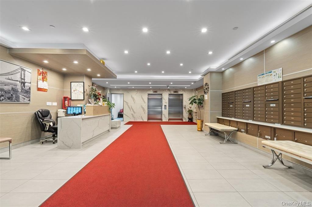 Condo 37th  Queens, NY 11354, MLS-979095-5