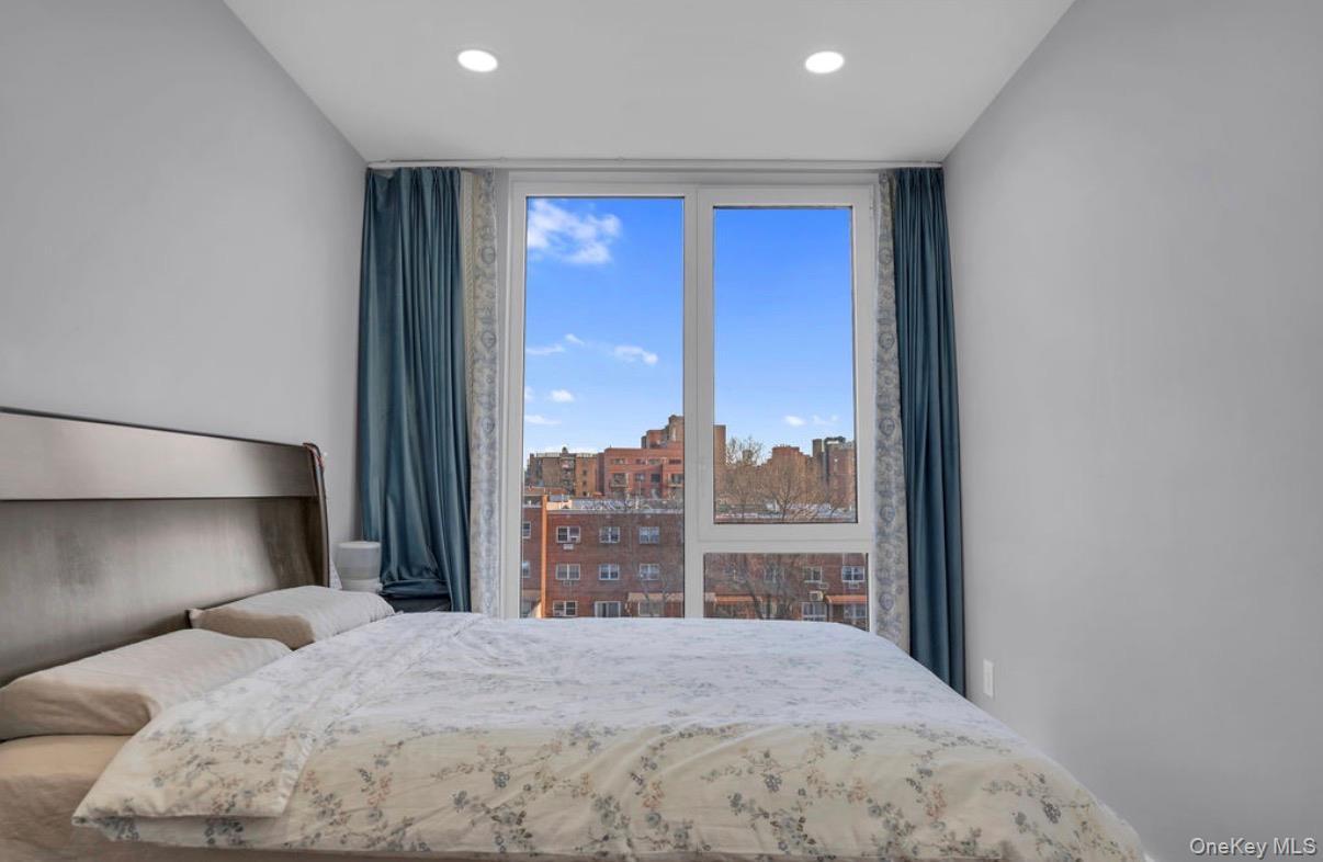 Condo Northern Queens, NY 11354, MLS-979105-14