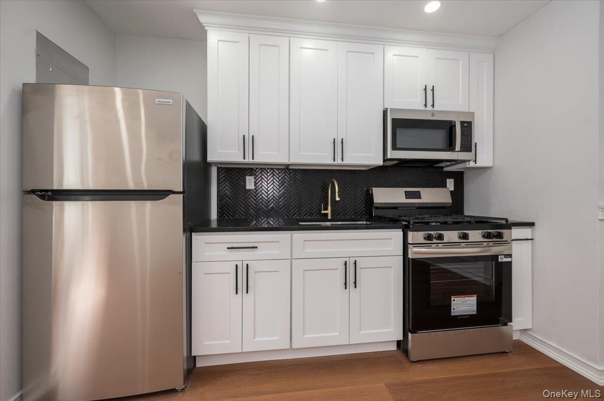 Single Family 144th  Bronx, NY 10454, MLS-979118-19