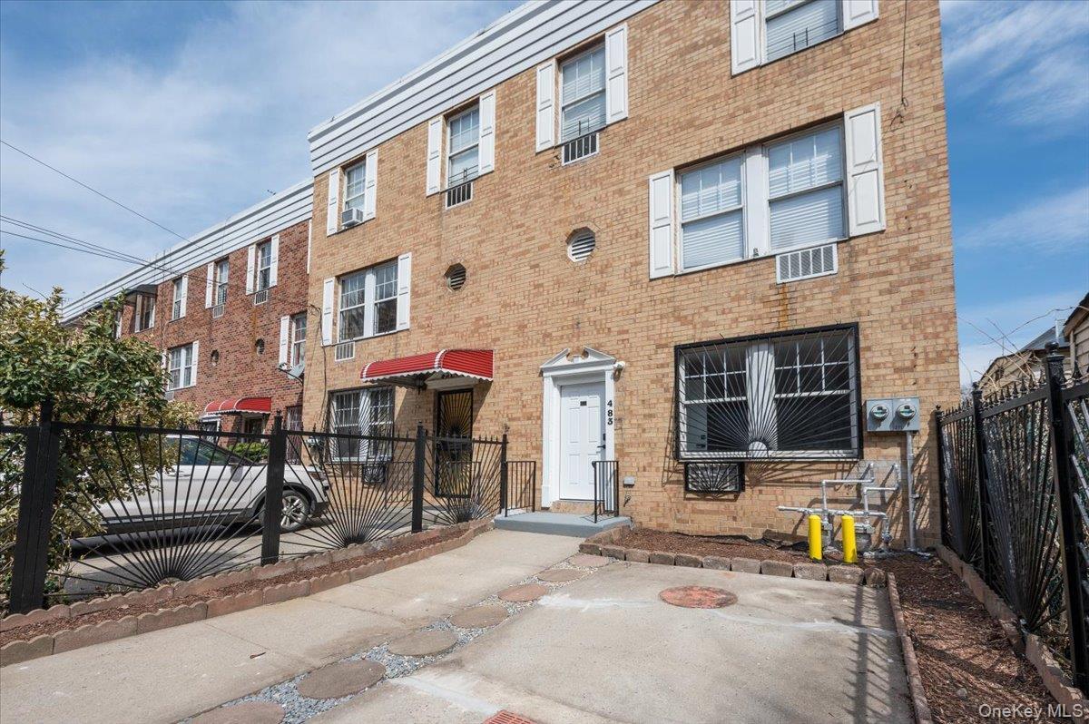 Single Family 144th  Bronx, NY 10454, MLS-979118-3