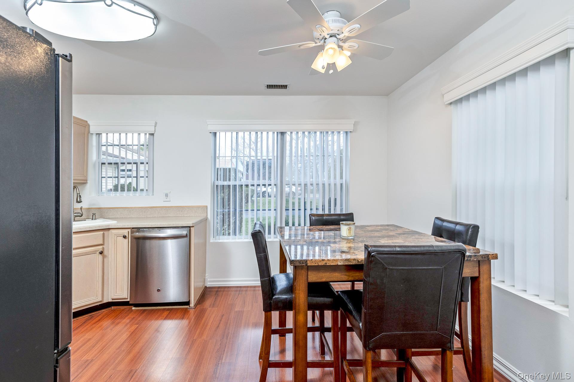 Condo Possum Suffolk County, NY 11727, MLS-979123-11