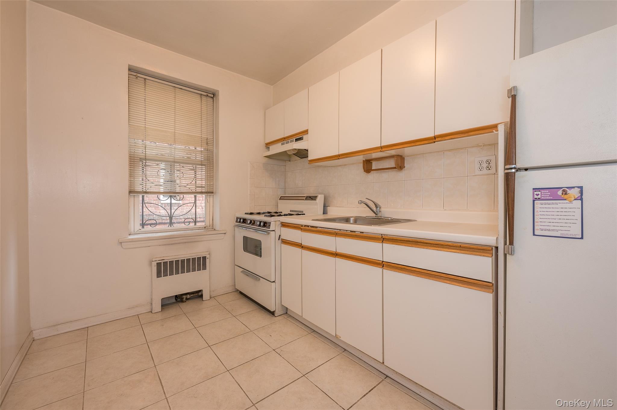 Coop Barnes  Bronx, NY 10462, MLS-979145-8