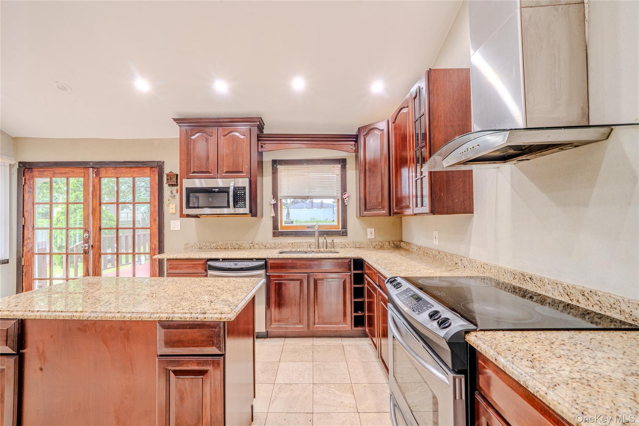 Single Family Overlook Drive Suffolk County, NY 11730, MLS-979147-13