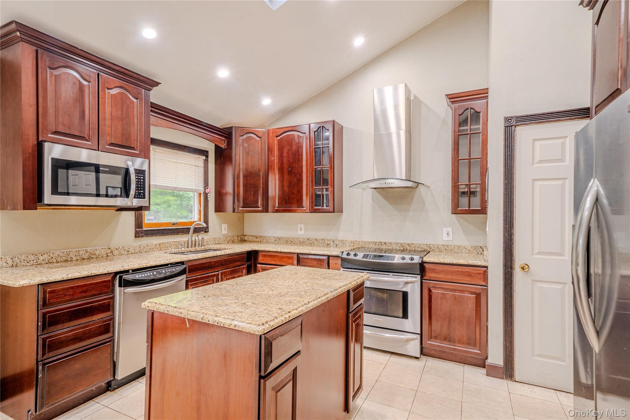 Single Family Overlook Drive Suffolk County, NY 11730, MLS-979147-9