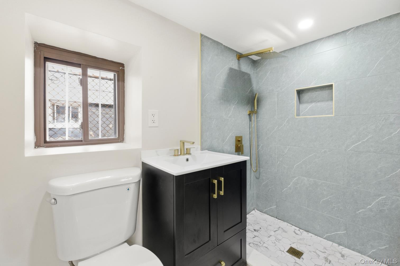 Single Family 173rd  Queens, NY 11434, MLS-979159-11