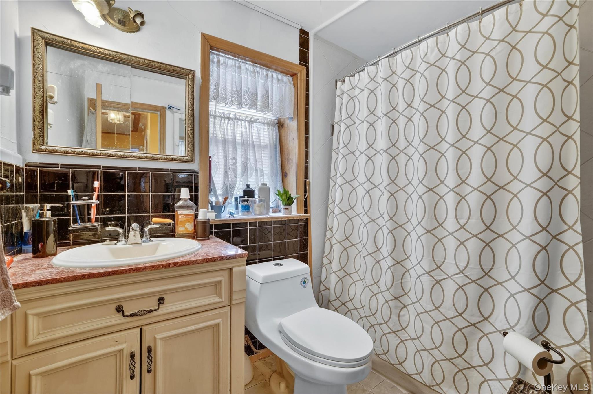 Single Family Hillview  Westchester County, NY 10704, MLS-979169-8