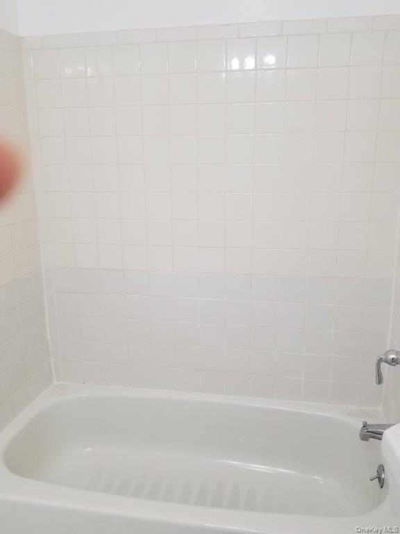 Condo 67th  Queens, NY 11364, MLS-979170-7