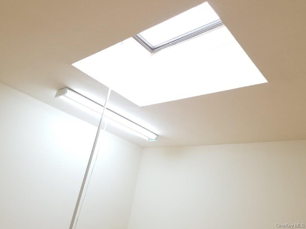 Condo 67th  Queens, NY 11364, MLS-979170-8