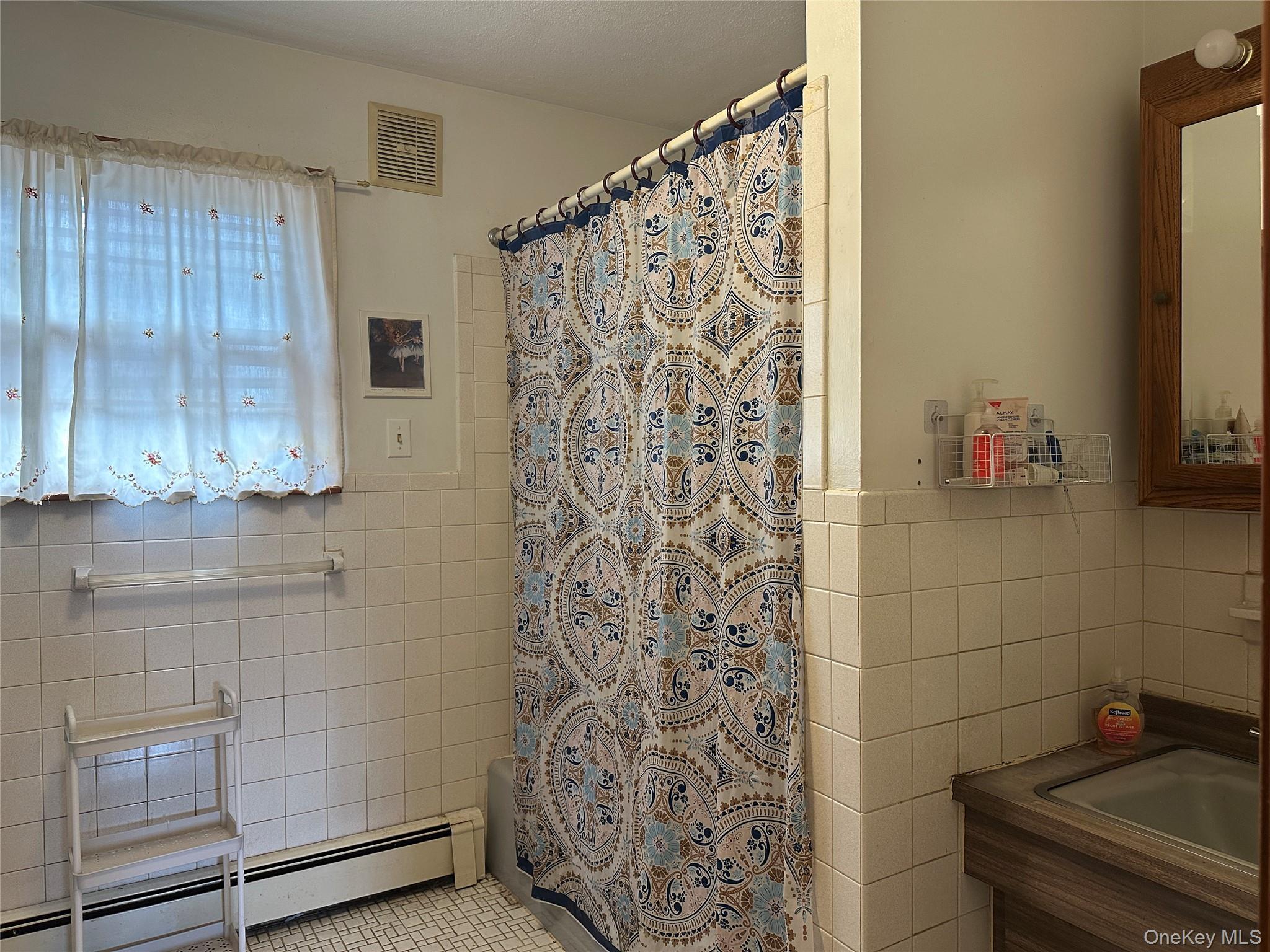 Single Family Ashwood  Orange County, NY 12550, MLS-979172-12