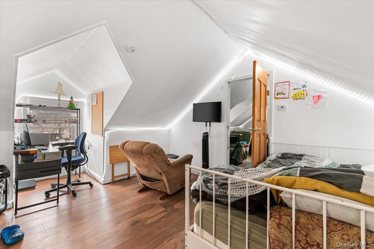 Single Family Lincoln  Suffolk County, NY 11716, MLS-979177-12