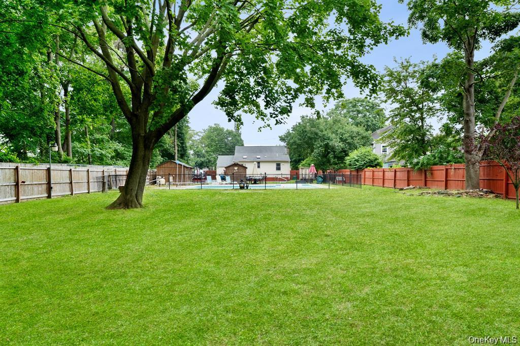 Single Family Lincoln  Suffolk County, NY 11716, MLS-979177-21