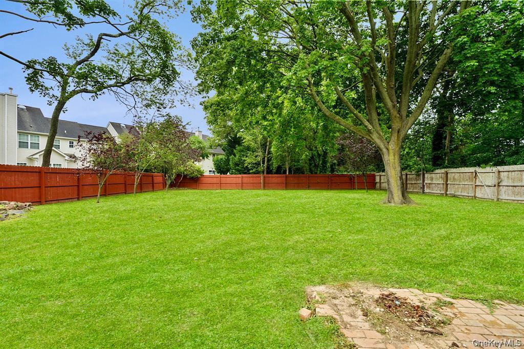 Single Family Lincoln  Suffolk County, NY 11716, MLS-979177-27