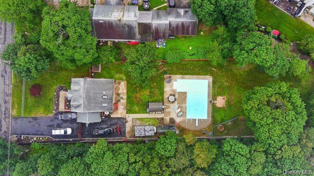 Single Family Lincoln  Suffolk County, NY 11716, MLS-979177-28