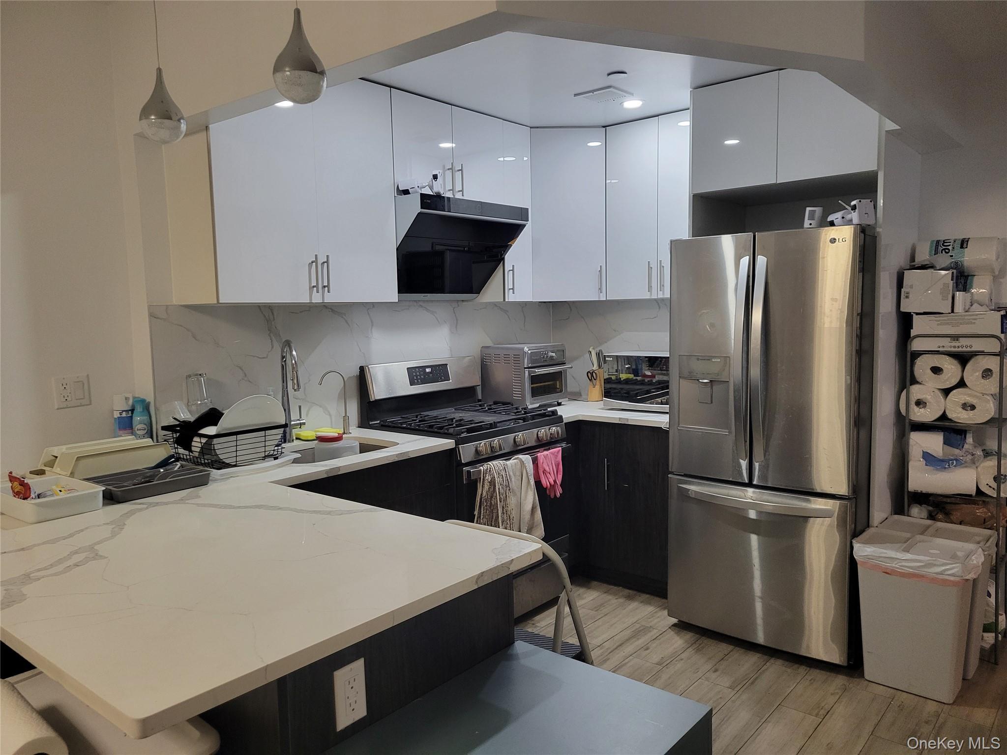 Condo Queens  Queens, NY 11377, MLS-979180-5