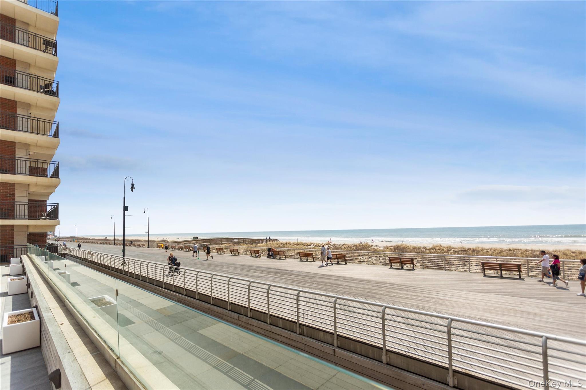 Condo Broadway  Nassau County, NY 11561, MLS-979204-12