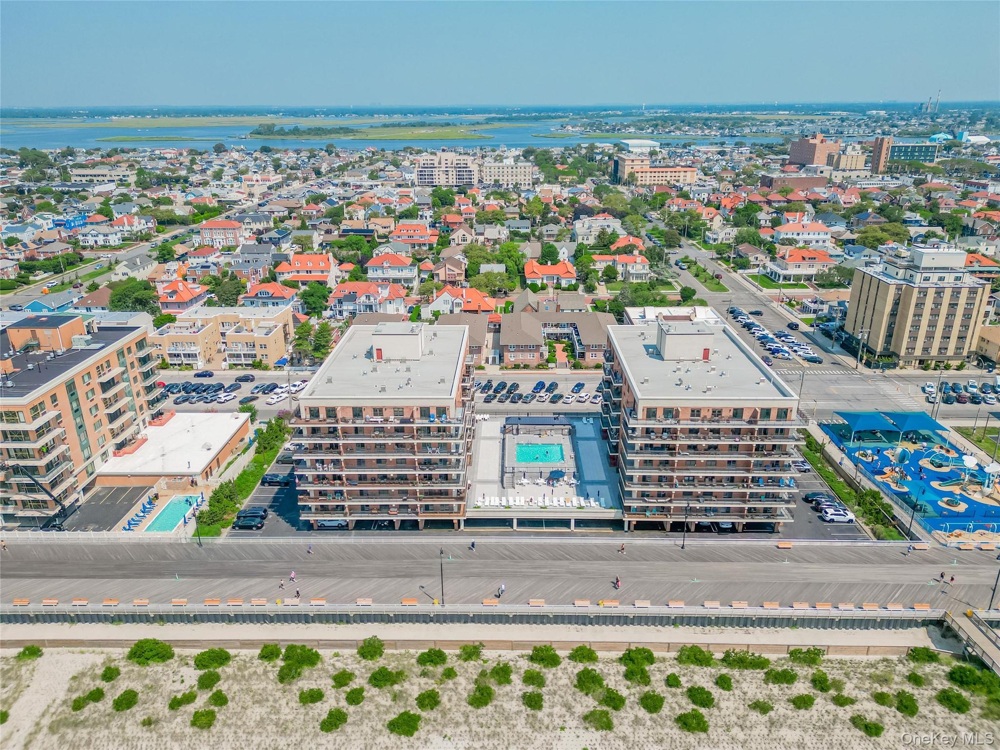 Condo Broadway  Nassau County, NY 11561, MLS-979204-3