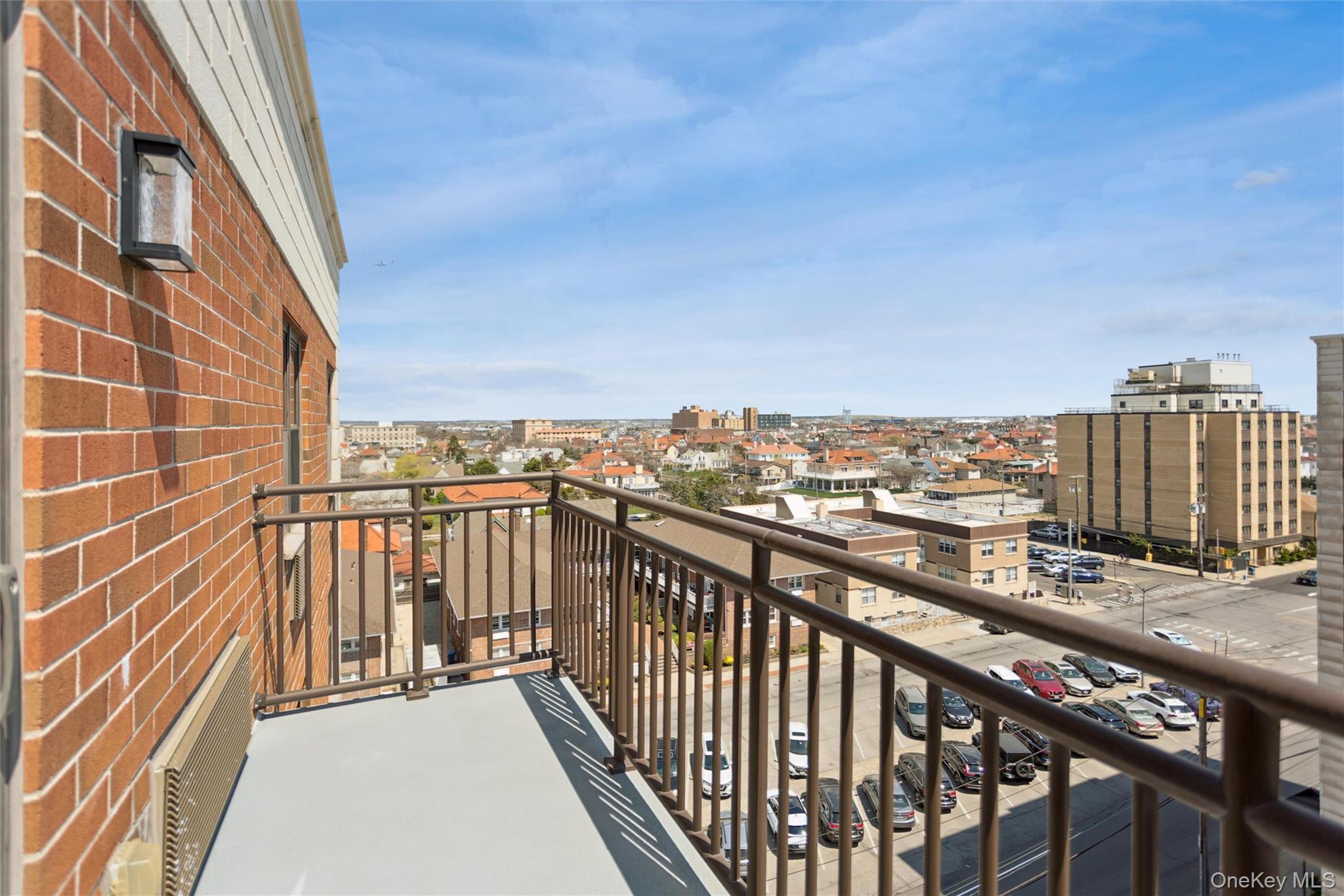 Condo Broadway  Nassau County, NY 11561, MLS-979204-36