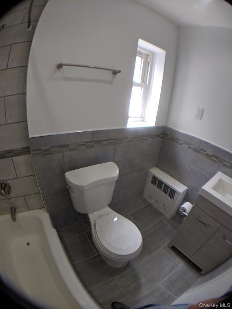 Single Family 100th Brooklyn, NY 11236, MLS-979209-24