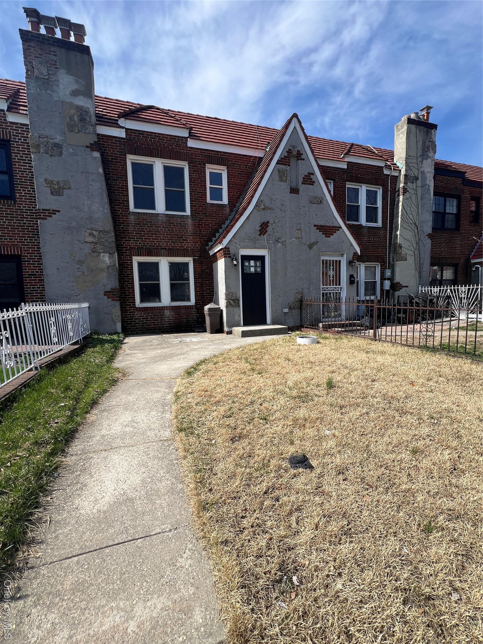 Single Family Leslie  Queens, NY 11434, MLS-979258-11