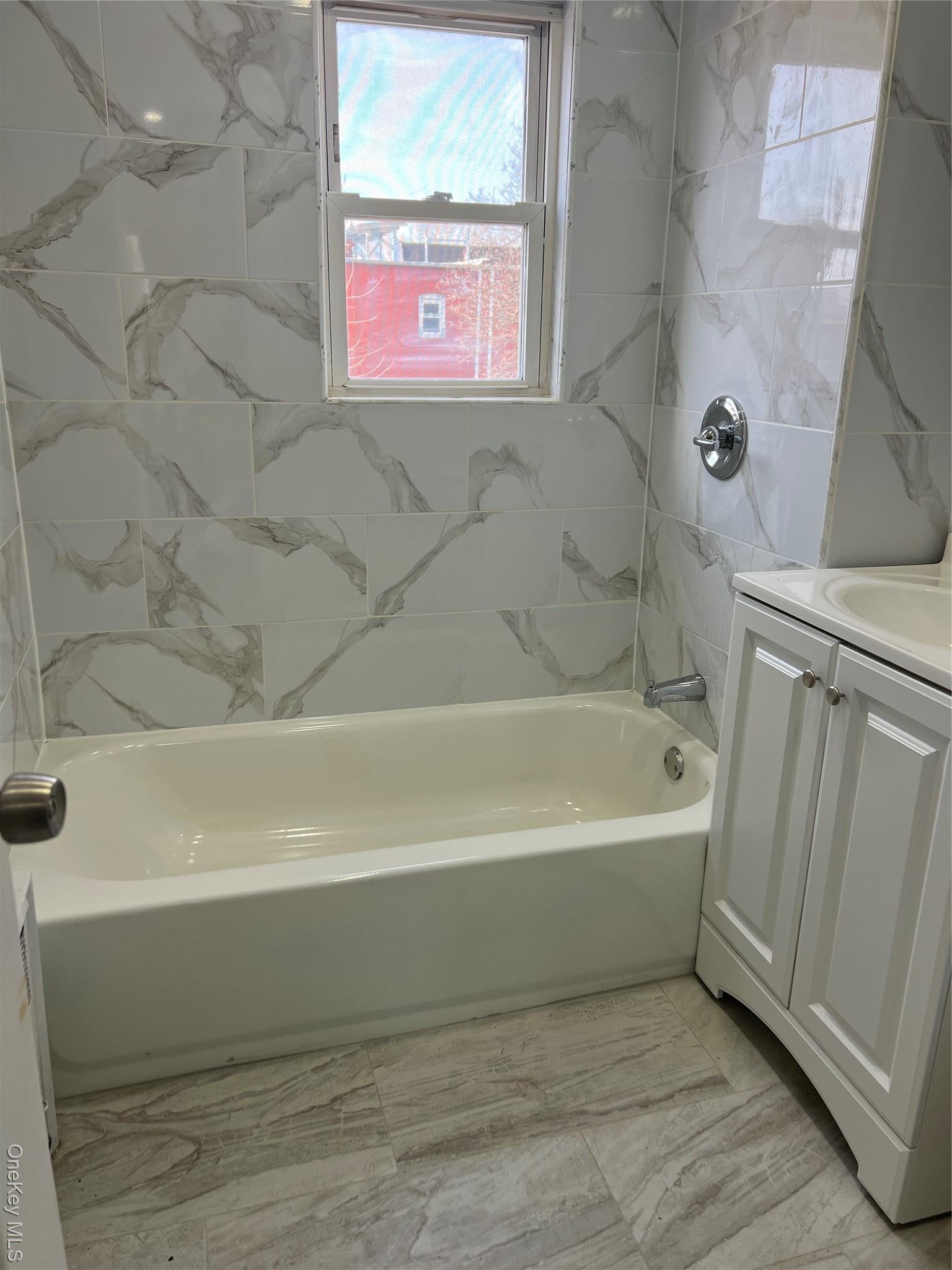 Single Family Leslie  Queens, NY 11434, MLS-979258-14