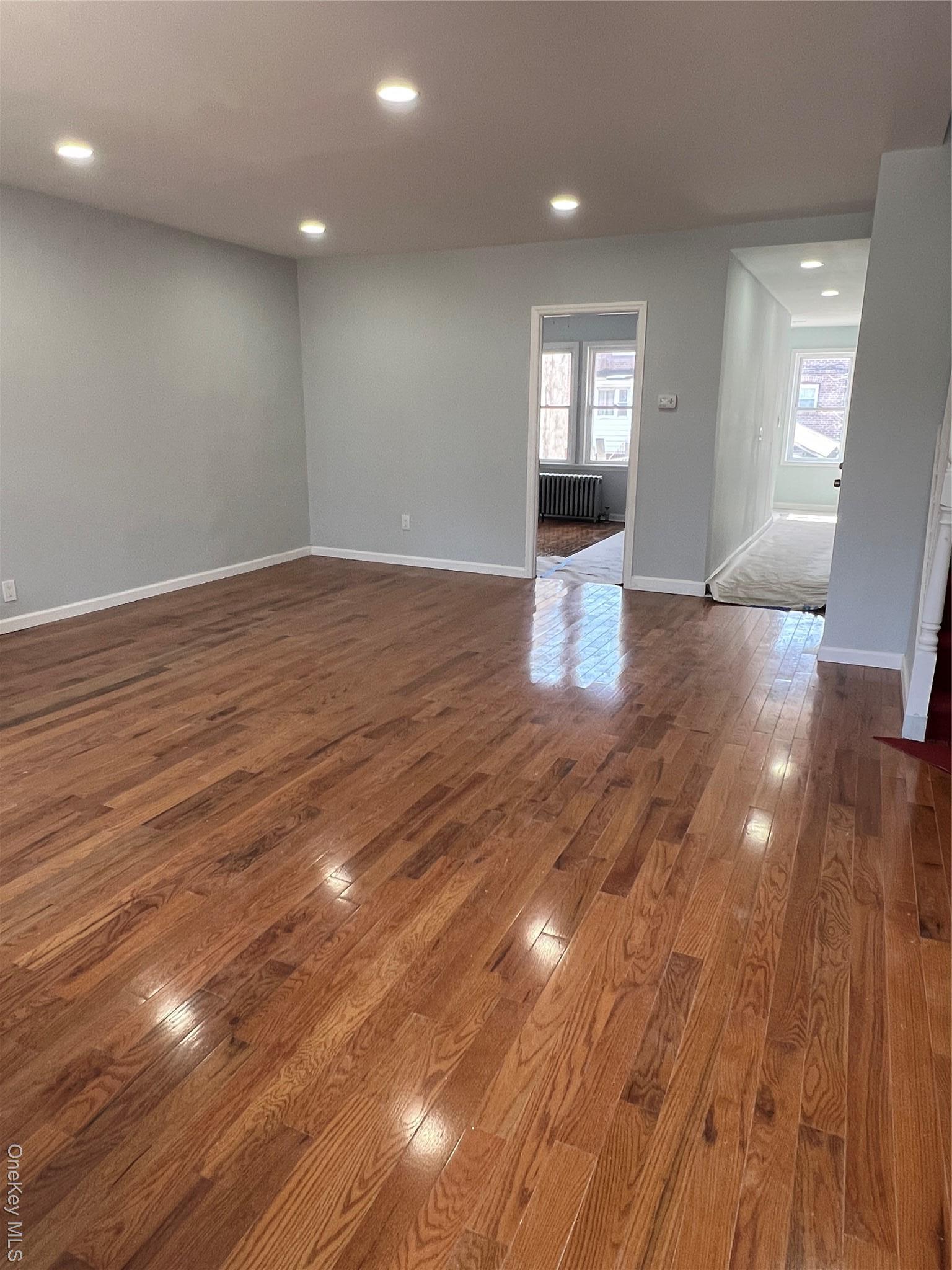 Single Family Leslie  Queens, NY 11434, MLS-979258-2