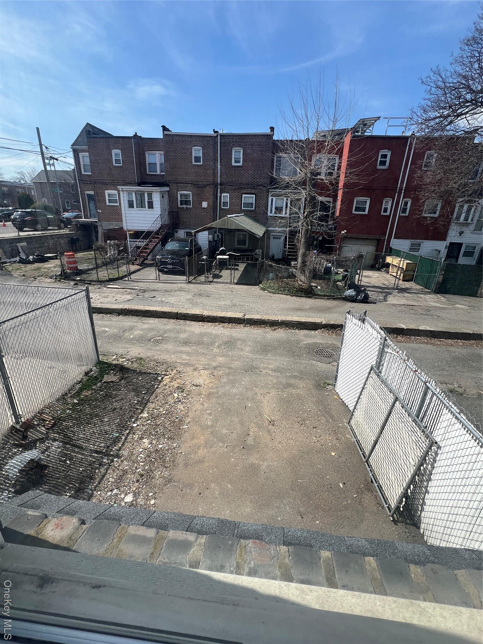 Single Family Leslie  Queens, NY 11434, MLS-979258-27