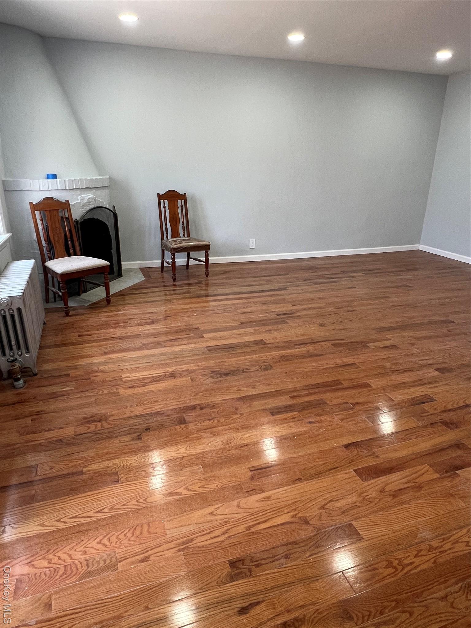 Single Family Leslie  Queens, NY 11434, MLS-979258-3
