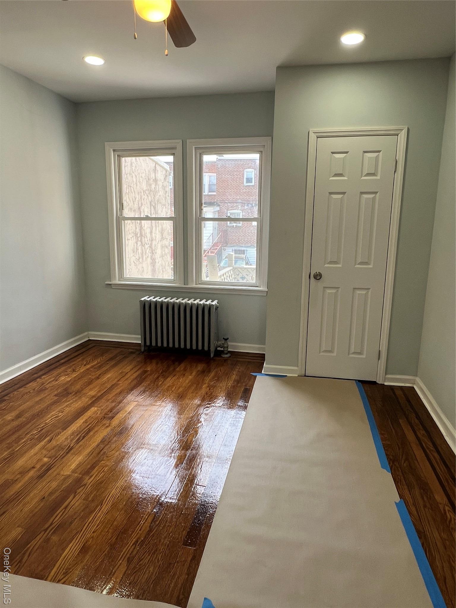 Single Family Leslie  Queens, NY 11434, MLS-979258-4