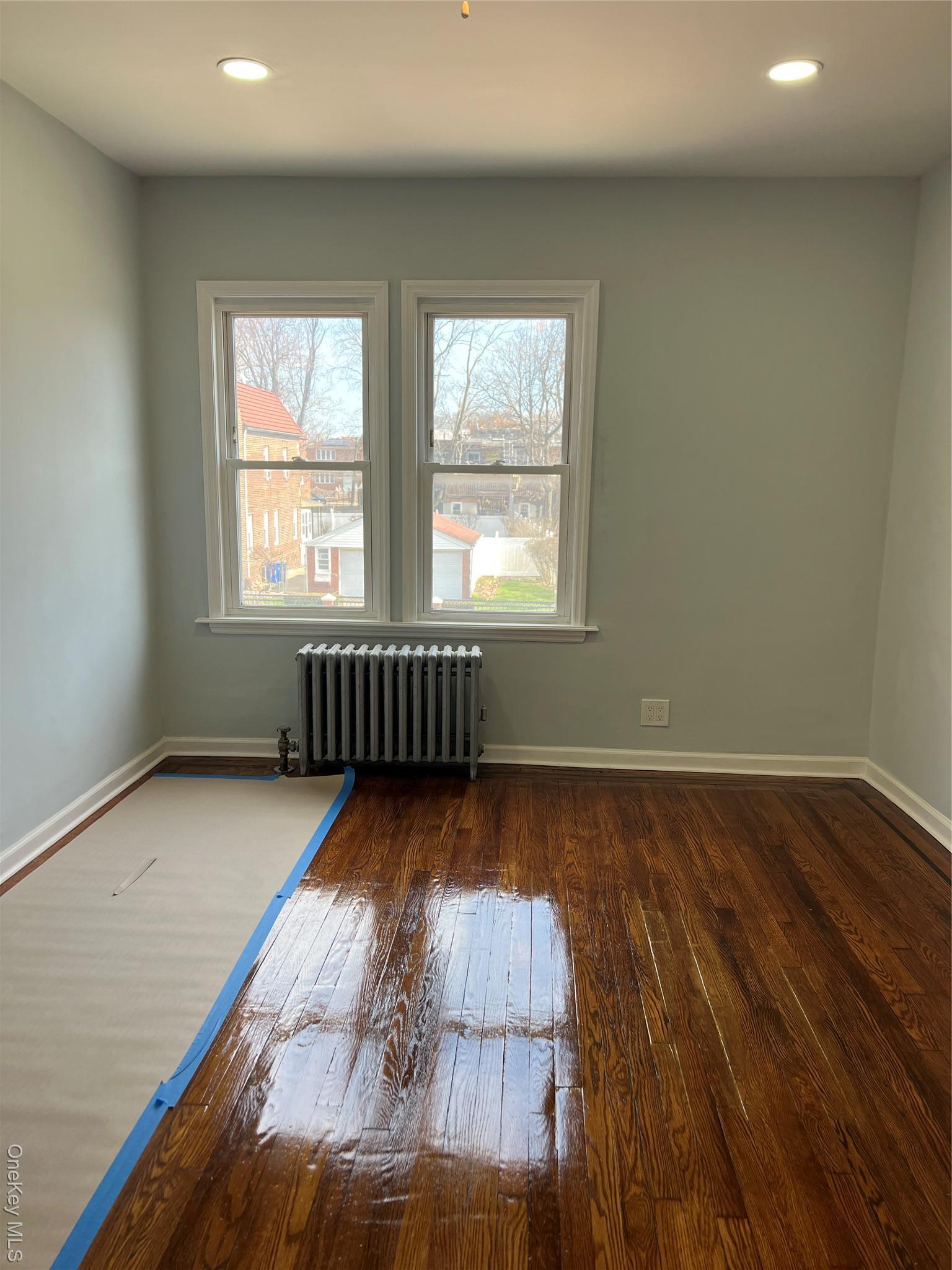 Single Family Leslie  Queens, NY 11434, MLS-979258-7