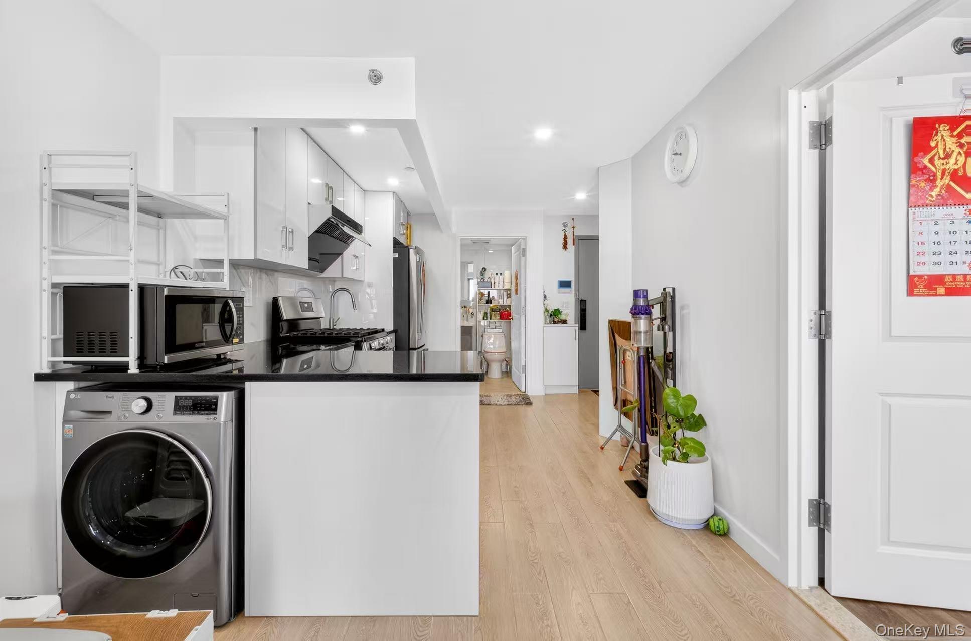 Condo 41st Ave  Queens, NY 11355, MLS-979269-12