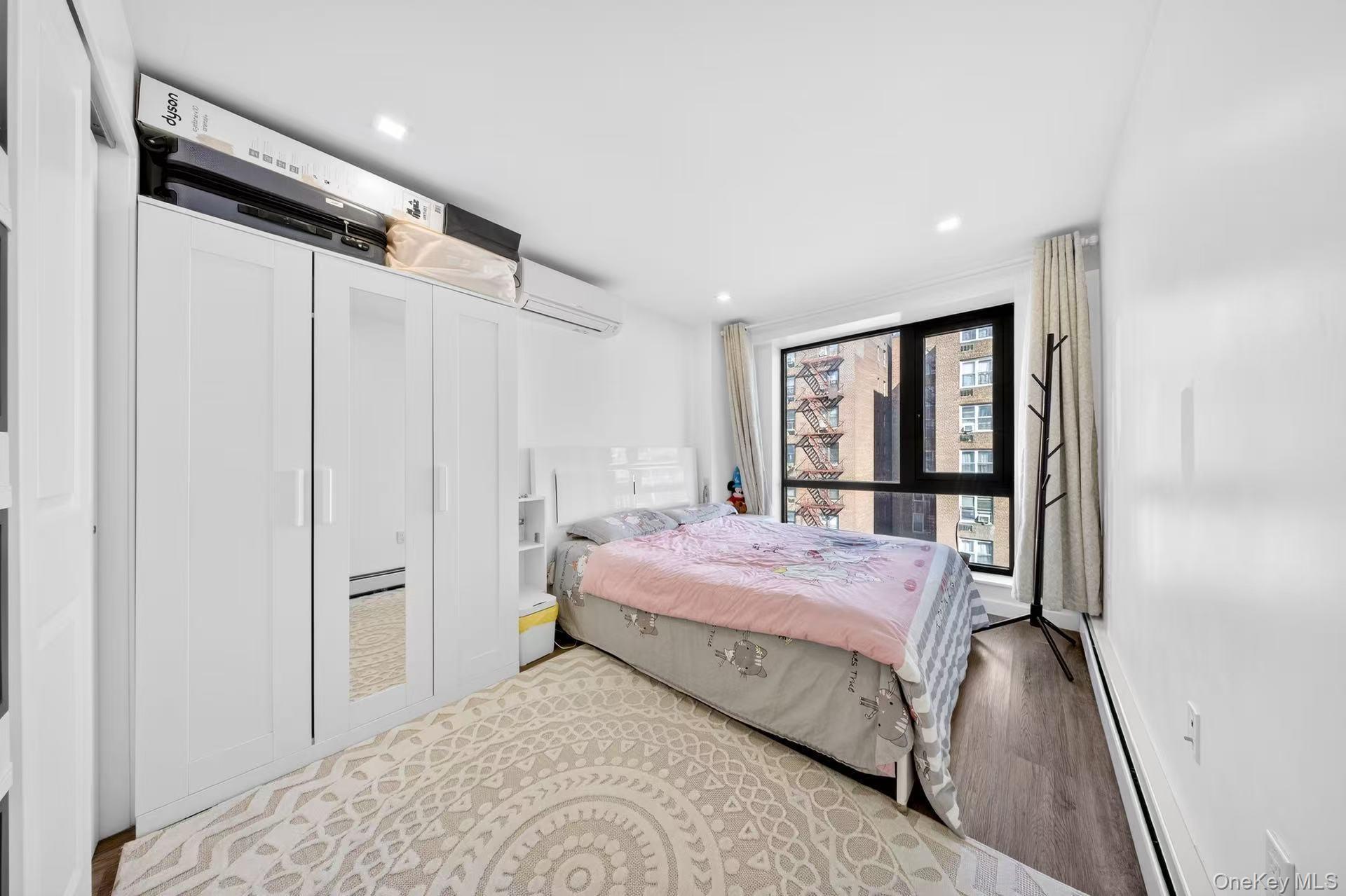 Condo 41st Ave  Queens, NY 11355, MLS-979269-14