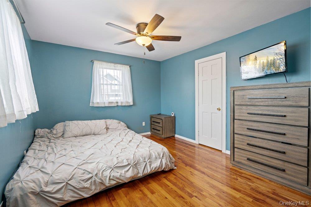 Single Family 38 Th  Suffolk County, NY 11757, MLS-979284-13