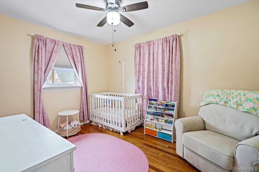 Single Family 38 Th  Suffolk County, NY 11757, MLS-979284-14