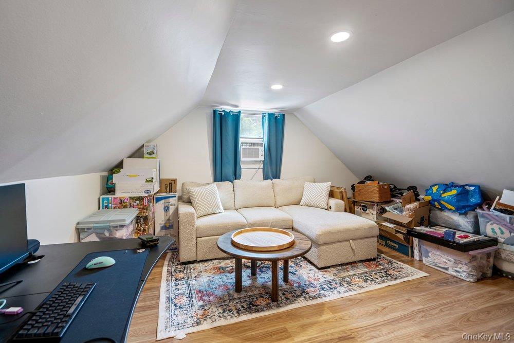 Single Family 38 Th  Suffolk County, NY 11757, MLS-979284-16