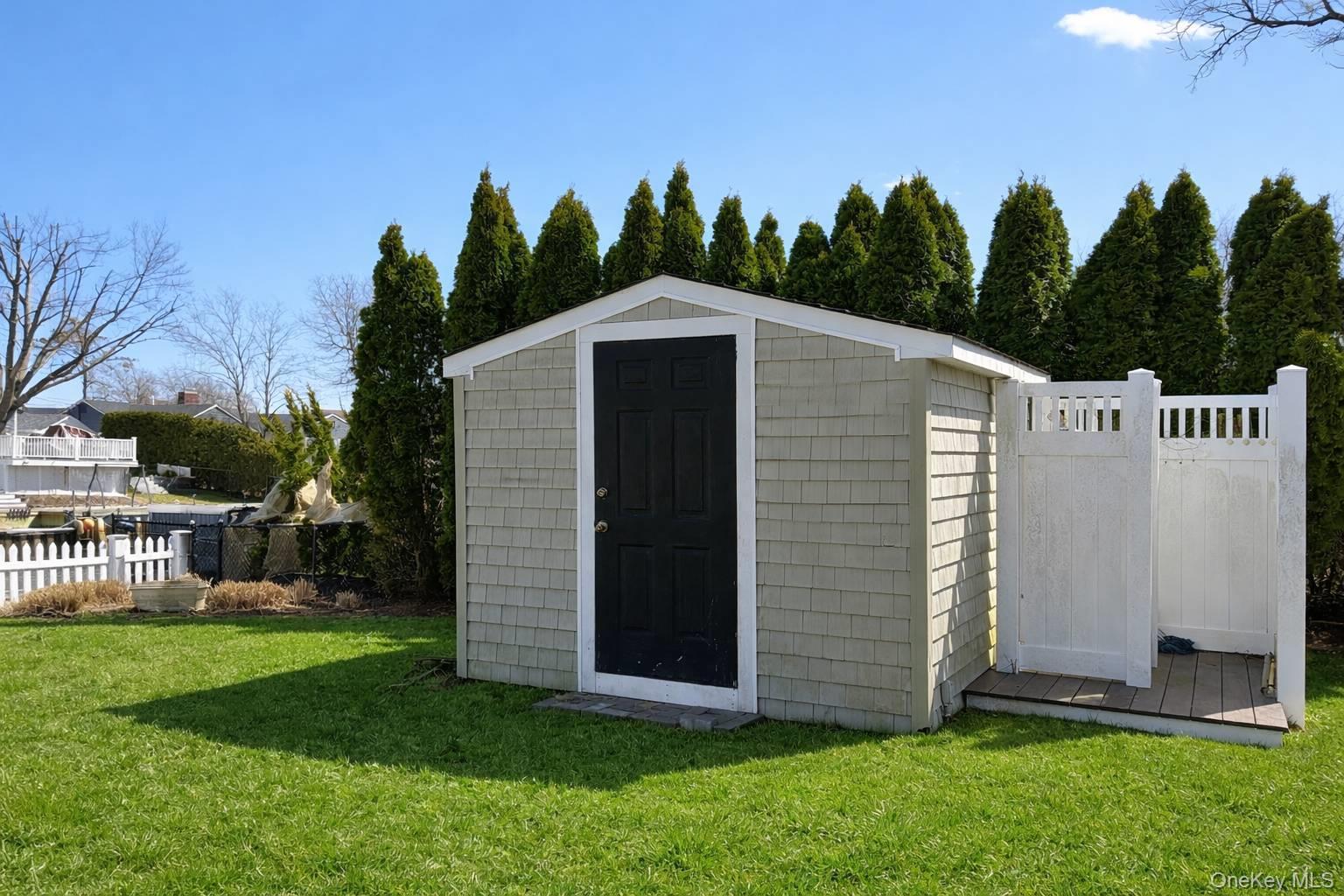 Single Family Tarpon Road Suffolk County, NY 11942, MLS-979302-6