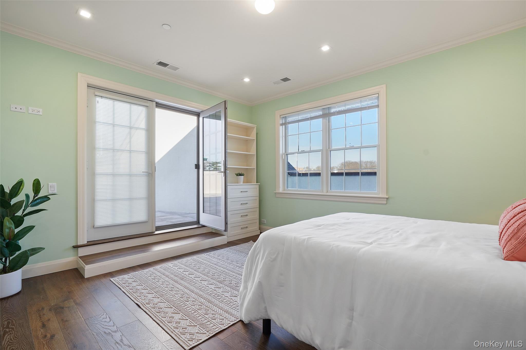 Condo Main  Westchester County, NY 10707, MLS-979305-9