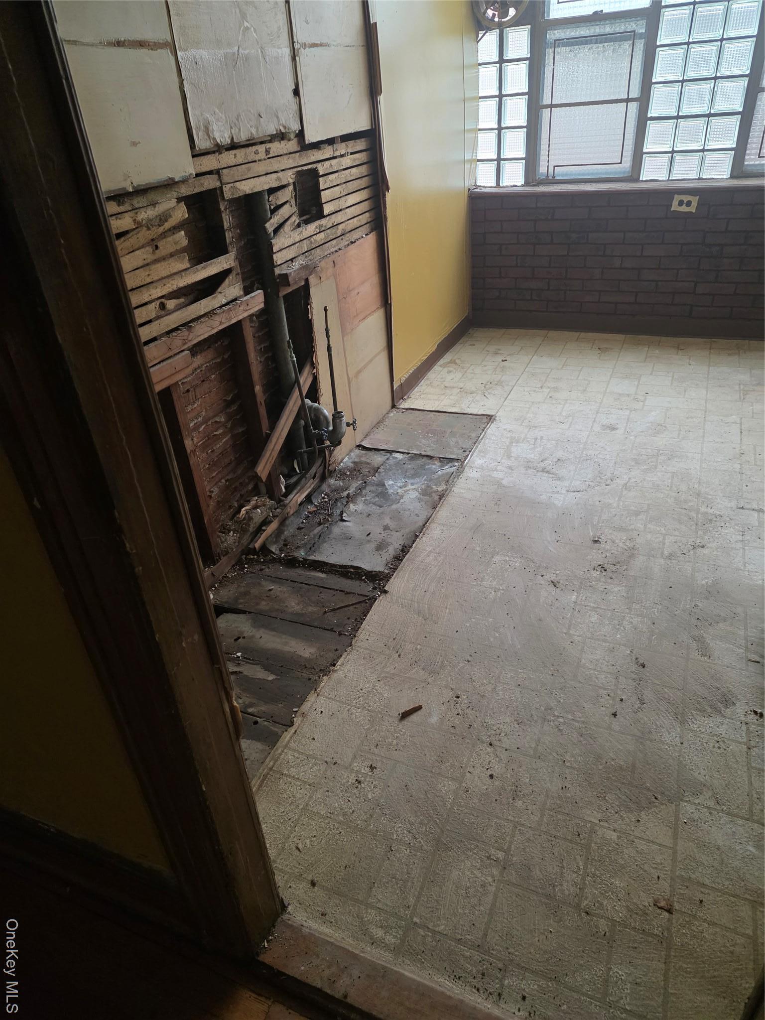 Single Family 139th  Queens, NY 11413, MLS-979311-12