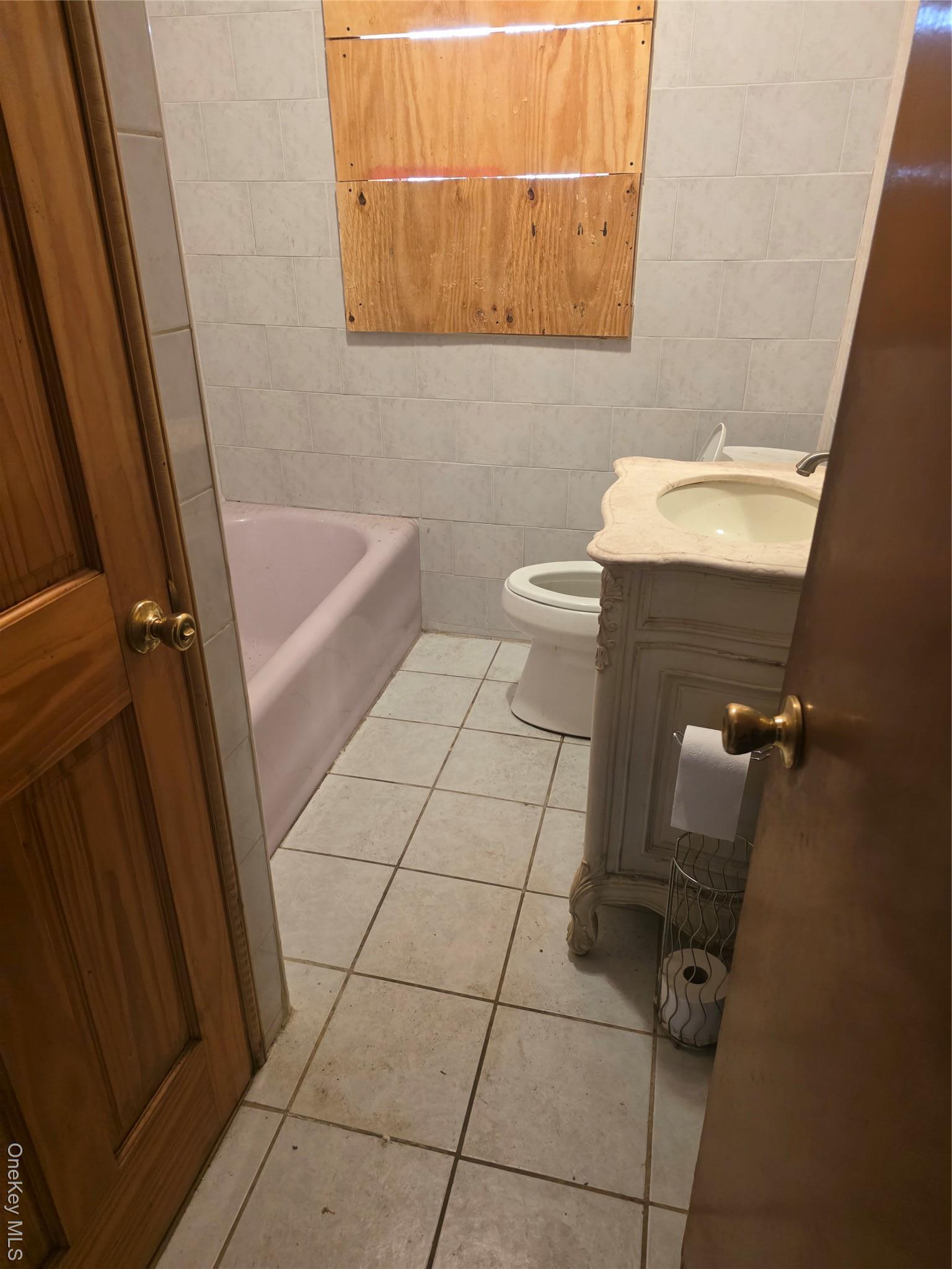 Single Family 139th  Queens, NY 11413, MLS-979311-13