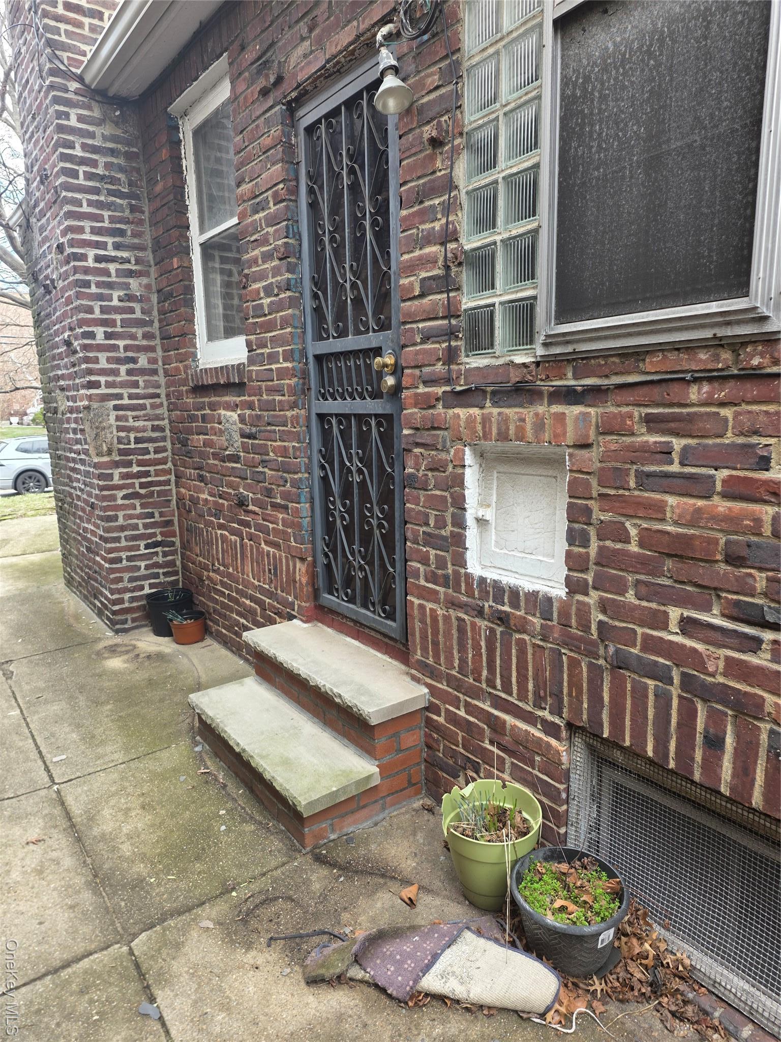 Single Family 139th  Queens, NY 11413, MLS-979311-25