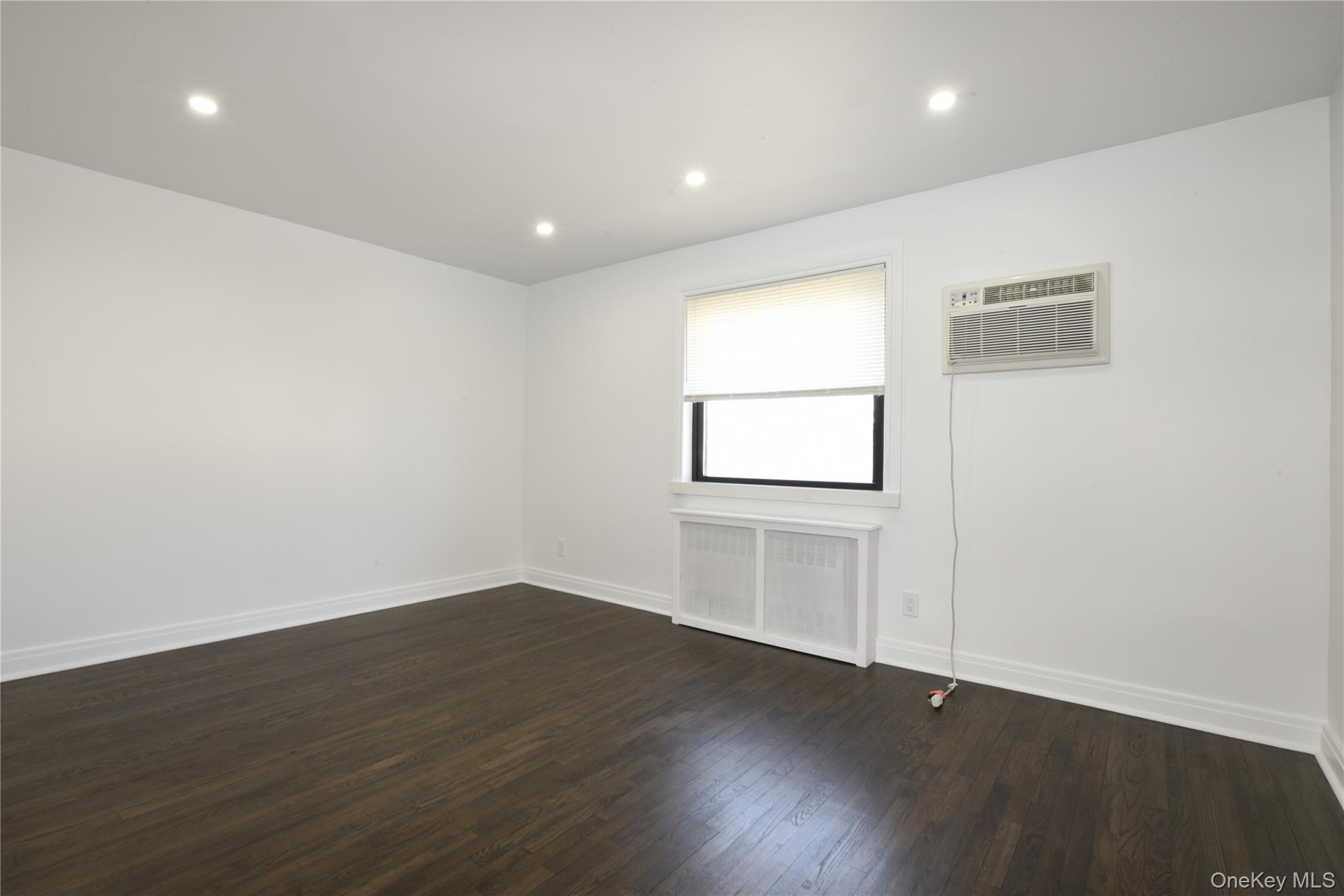 Coop 136th  Queens, NY 11367, MLS-979314-12