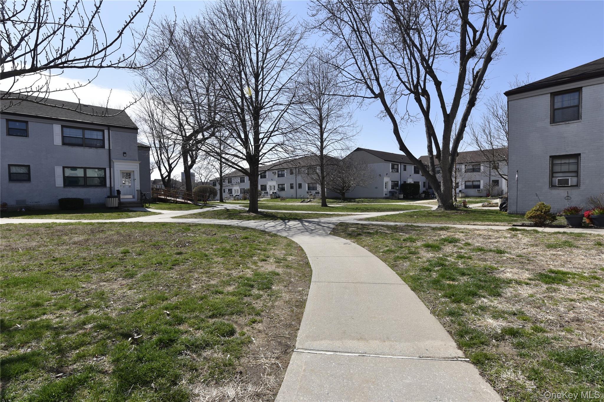 Coop 136th  Queens, NY 11367, MLS-979314-2