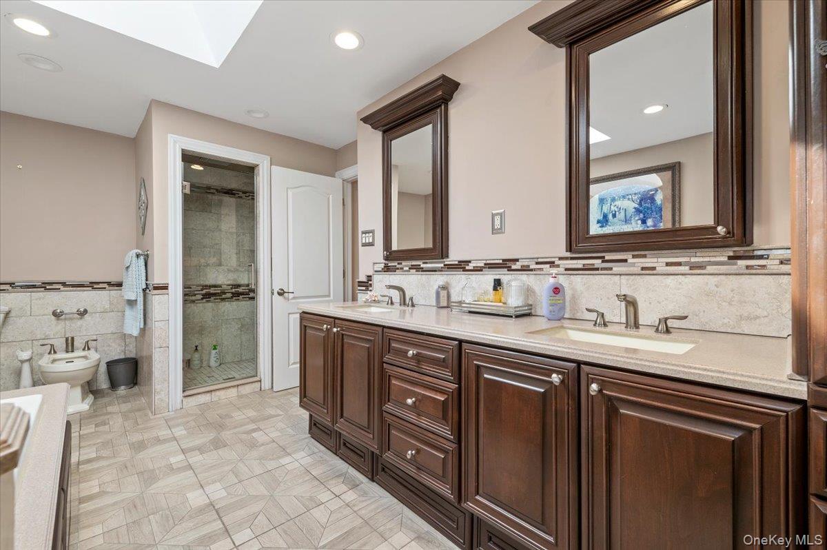 Single Family Parker  Nassau County, NY 11756, MLS-979320-10
