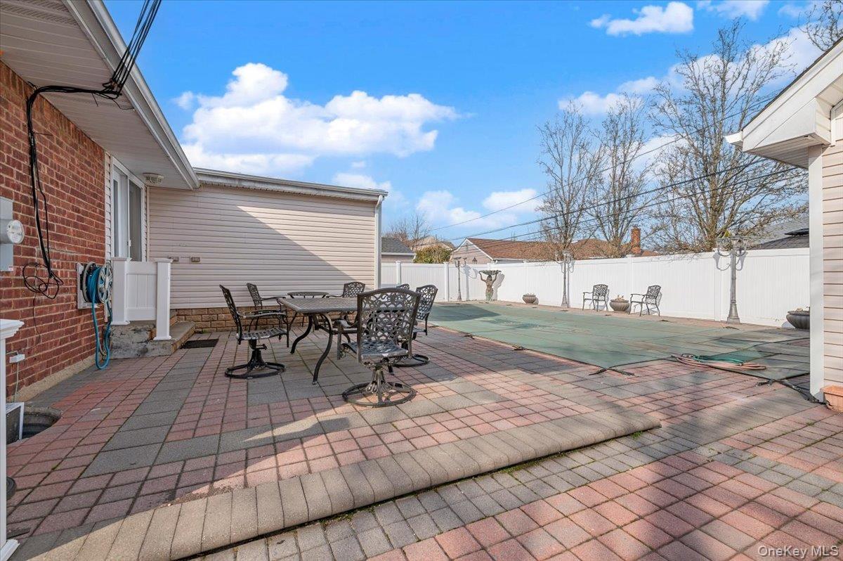 Single Family Parker  Nassau County, NY 11756, MLS-979320-29