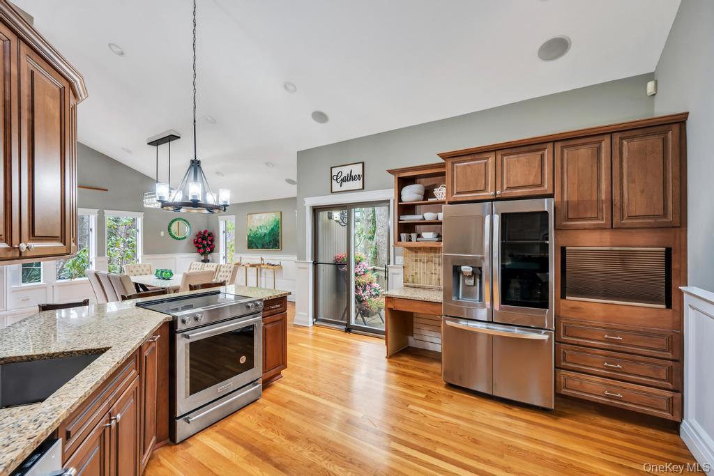 Single Family Audubon Gate  Suffolk County, NY 11764, MLS-979324-8