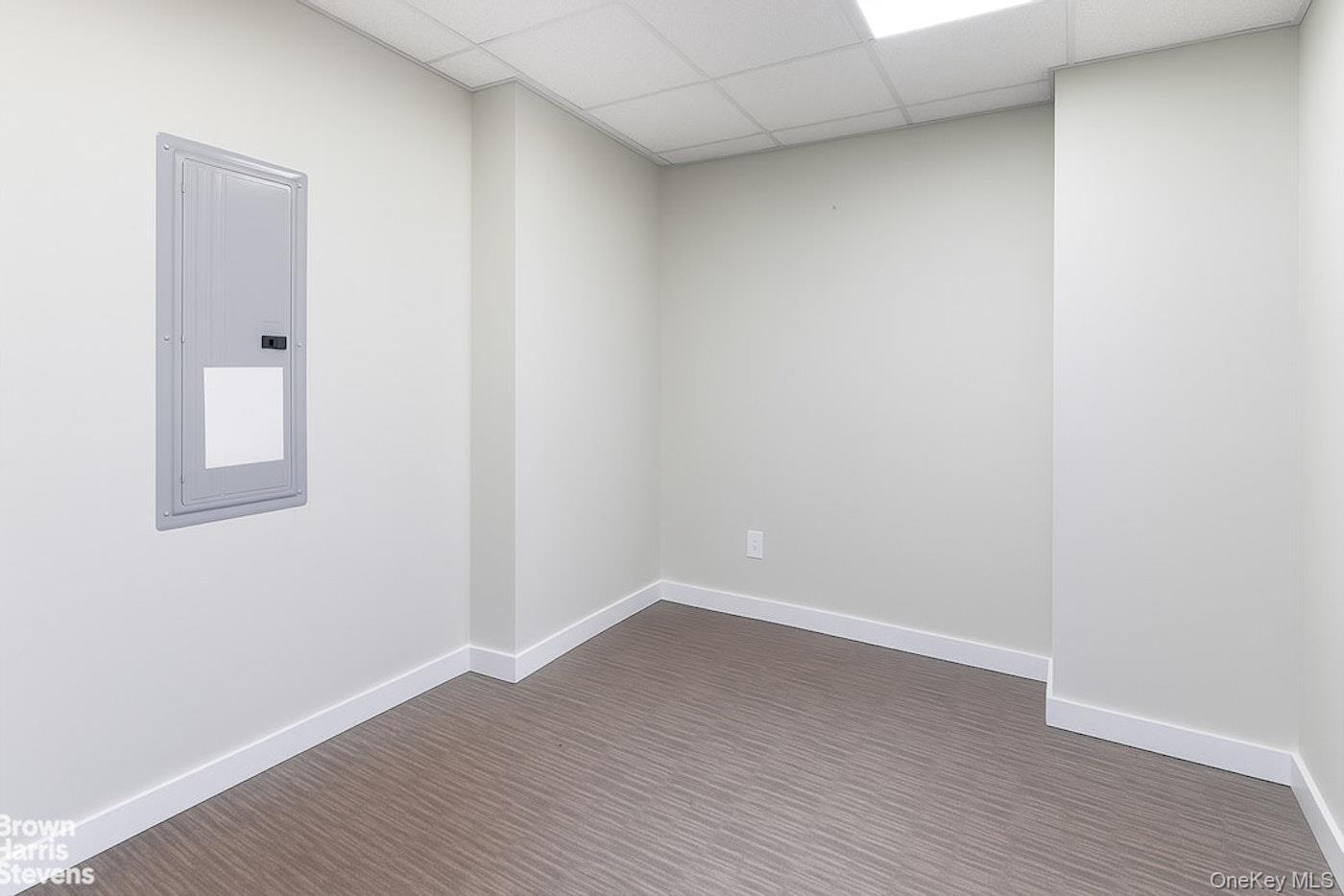 Commercial Sale Riverdale Bronx, NY 10463, MLS-979332-10