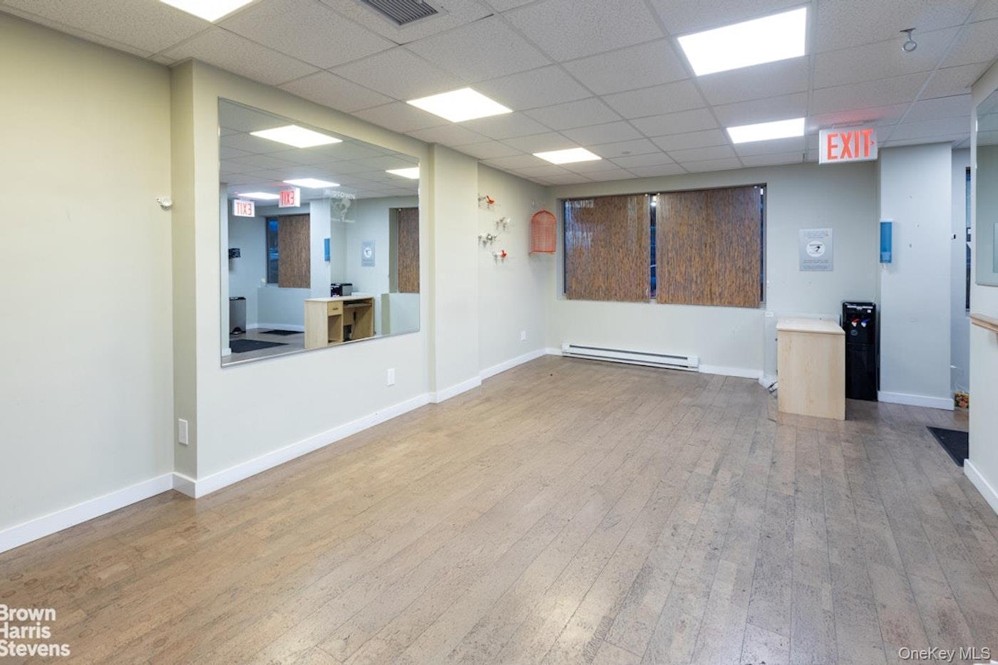 Commercial Sale Riverdale Bronx, NY 10463, MLS-979332-4