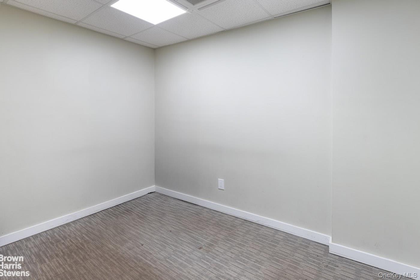 Commercial Sale Riverdale Bronx, NY 10463, MLS-979332-9