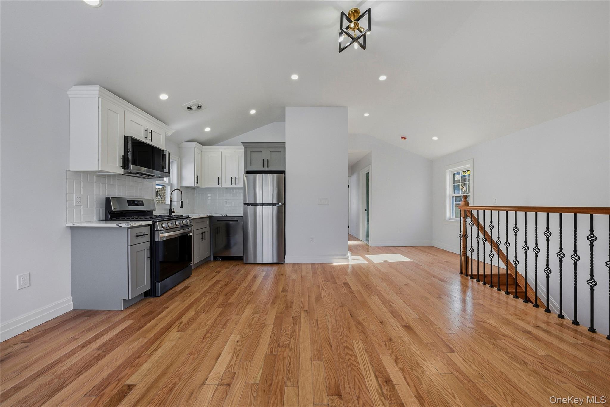 Single Family 169th Street Queens, NY 11434, MLS-979334-11
